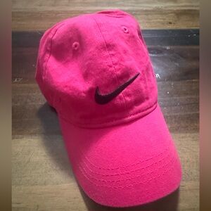 Hot pink Nike child cap